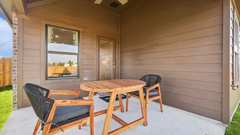 Exterior - 201 Verdin Ave, Kyle, TX 78640 photo 8 of 10