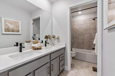 Bath - 9208 Russell Cir, Arvada, CO 80007 photo 4 of 4