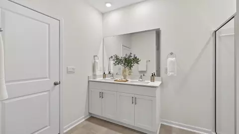 Bath - 1808 Hinesley Dr, Durham, NC 27703 photo 3 of 4