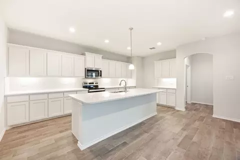 Kitchen - 701 Stone Eagle Dr, Azle, TX 76020 photo 3 of 5