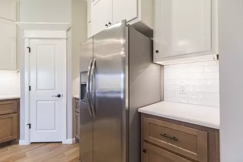 Kitchen - 2800 Heather Hvn, Moore, OK 73160 photo 3 of 20