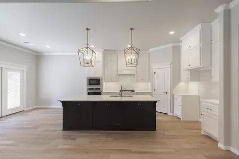 Other - 2800 Heather Hvn, Moore, OK 73160 photo 8 of 33