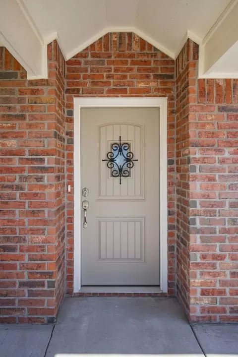 Entry Way - 2800 Heather Hvn, Moore, OK 73160 photo 6 of 6