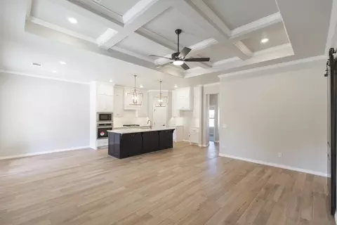 Living - 2800 Heather Hvn, Moore, OK 73160 photo 2 of 10