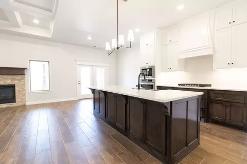 Kitchen - 2800 Heather Hvn, Moore, OK 73160 photo 11 of 20