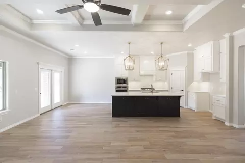 Living - 2800 Heather Hvn, Moore, OK 73160 photo 3 of 10