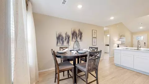 Dining - 1526 E Honolulu Pl, Broken Arrow, OK 74012 photo 1 of 1