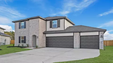 141 Wildflower Ln, Dayton, TX 77535