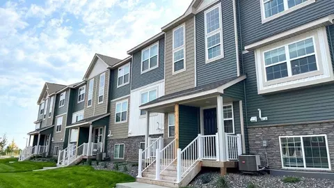 6621 Hinterland Trl S, Cottage Grove, MN 55016