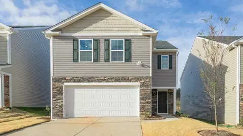 3200 Carr Dr, Greenville, NC 27834