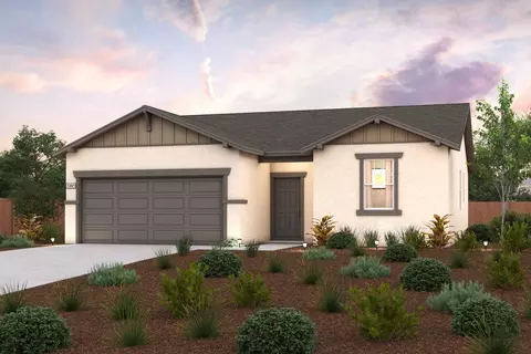 1555 Glory Ave, Tulare, CA 93274