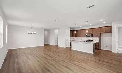 Living - 10155 Hidden Hammock Loop, Parrish, FL 34219 photo 2 of 4