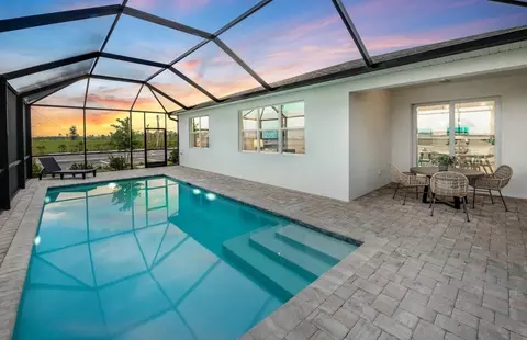 Exterior - 44589 Emerald St, Punta Gorda, FL 33982 photo 2 of 11