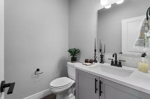 Bath - 2061 Sumac Ave, Middleton, ID 83644 photo 1 of 4