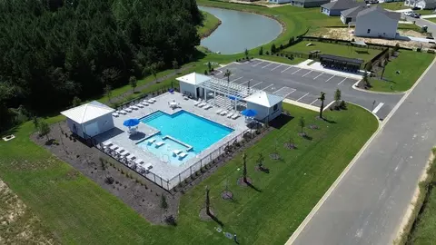 Exterior - 241 Carver Willow Dr, Loris, SC 29569 photo 4 of 5