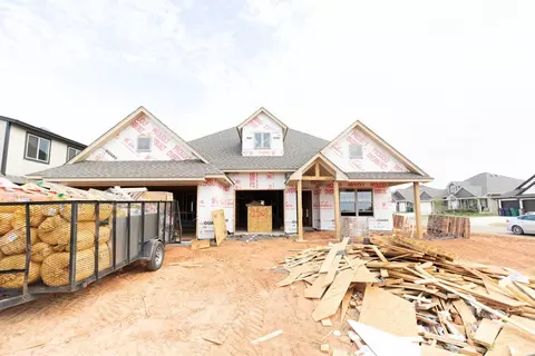 12501 SW 31st St, Yukon, OK 73099