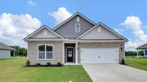 14 Spirit Dance Dr, Byhalia, MS 38611