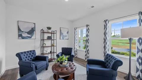 Living - 7372 Bendire Loop, Hixson, TN 37343 photo 1 of 8