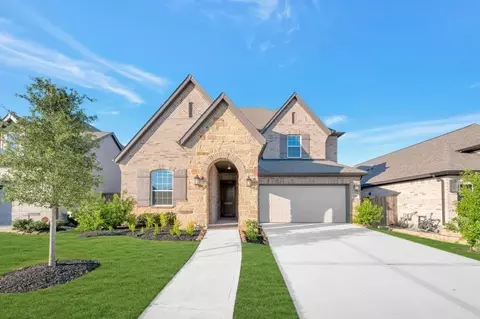 12306 Palmetto Dr, Mont Belvieu, TX 77523