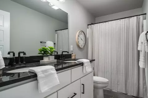 Bath - 13701 E 41st, Tulsa, OK 74134 photo 5 of 7
