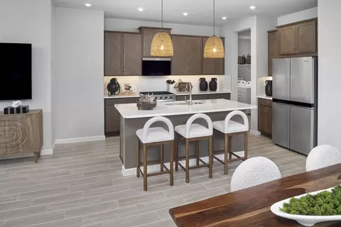 Kitchen - 13037 Pierce St, Parrish, FL 34219 photo 1 of 3