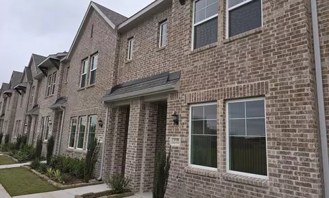 5728 Lakeview Dr, Watauga, TX 76148