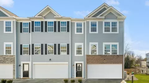 123 Red Willow Dr, Etna, OH 43068