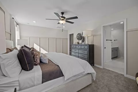 Bedroom - 17 Phoenix Dr, Bunnlevel, NC 28323 photo 3 of 9