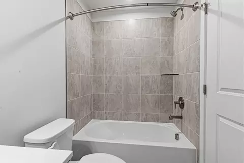 Bath - 3010 Eastern Ave NE, Washington, DC 20018 photo 5 of 8