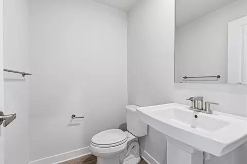 Bath - 3010 Eastern Ave NE, Washington, DC 20018 photo 7 of 8