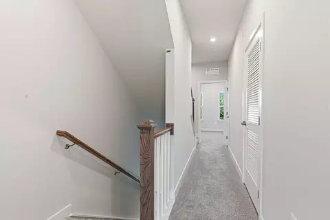 Entry Way - 3010 Eastern Ave NE, Washington, DC 20018 photo 3 of 5