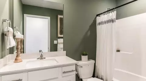 Bath - 2181 E Porcupine Dr, Eagle Mountain, UT 84005 photo 4 of 6