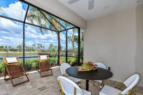 Exterior - 10025 Hammock Brook Dr, Parrish, FL 34219 photo 4 of 14