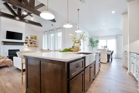 Kitchen - 8701 Stark St, Arcadia, OK 73007 photo 8 of 23