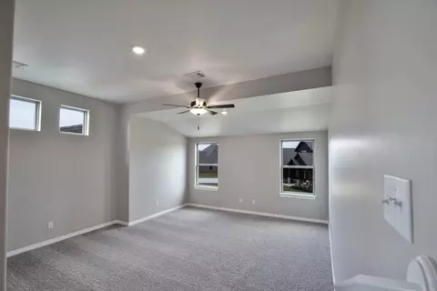 Bedroom - 8701 Stark St, Arcadia, OK 73007 photo 12 of 18