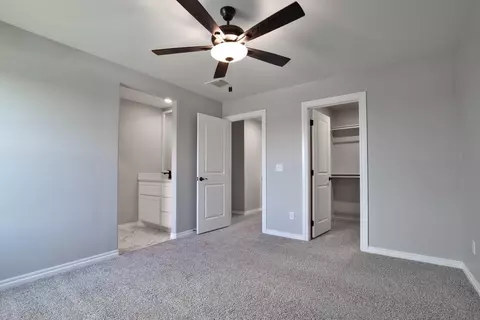 Bedroom - 8701 Stark St, Arcadia, OK 73007 photo 14 of 18