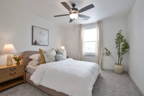 Bedroom - 8701 Stark St, Arcadia, OK 73007 photo 6 of 18