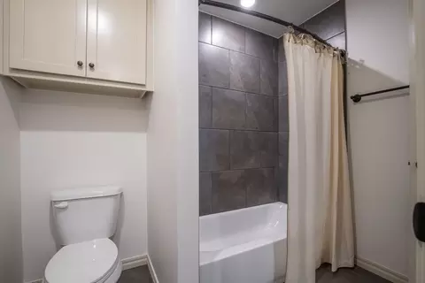 Bath - 8701 Stark St, Arcadia, OK 73007 photo 5 of 20