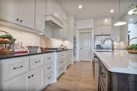 Kitchen - 8701 Stark St, Arcadia, OK 73007 photo 9 of 23