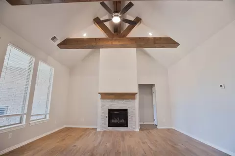 Living - 8701 Stark St, Arcadia, OK 73007 photo 7 of 17
