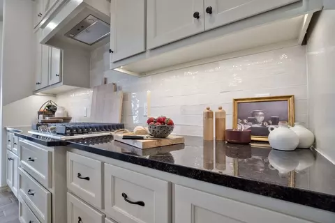 Kitchen - 8701 Stark St, Arcadia, OK 73007 photo 5 of 23