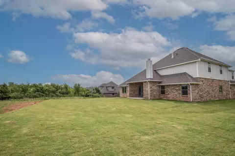 Exterior - 8701 Stark St, Arcadia, OK 73007 photo 25 of 36