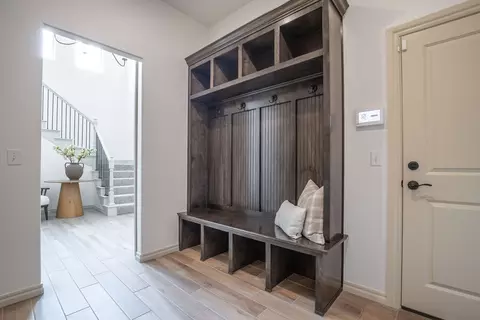 Entry Way - 8701 Stark St, Arcadia, OK 73007 photo 7 of 16