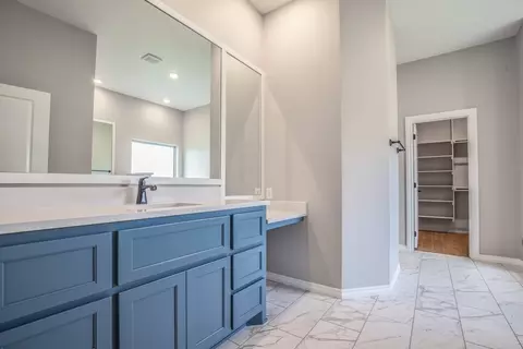 Bath - 8701 Stark St, Arcadia, OK 73007 photo 12 of 20