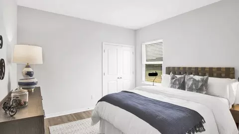 Bedroom - 2214 Elegant Mnr Cir, Edgewater, FL 32141 photo 10 of 11
