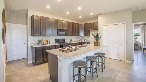 Kitchen - 2214 Elegant Mnr Cir, Edgewater, FL 32141 photo 3 of 9