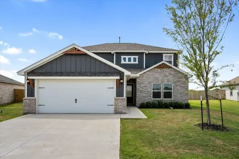 1507 Crimson Lake Blvd, El Reno, OK 73036