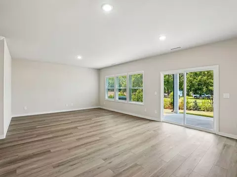 Living - 140 Gilded Eagle Ave, Clayton, NC 27520 photo 1 of 4