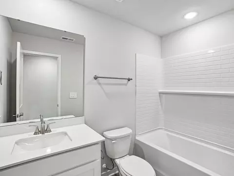 Bath - 140 Gilded Eagle Ave, Clayton, NC 27520 photo 3 of 9