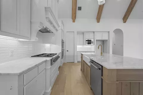 Kitchen - 1811 Kyle Ct, Prosper, TX 75078 photo 3 of 3